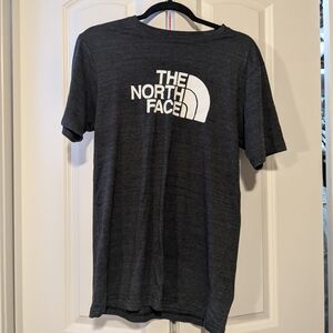 Men's North Face Gray Logo Shirt, Size Medium
